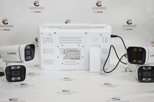 Комплект видеонаблюдения Wi-Fi Kit 4CH 3MP (10.1)